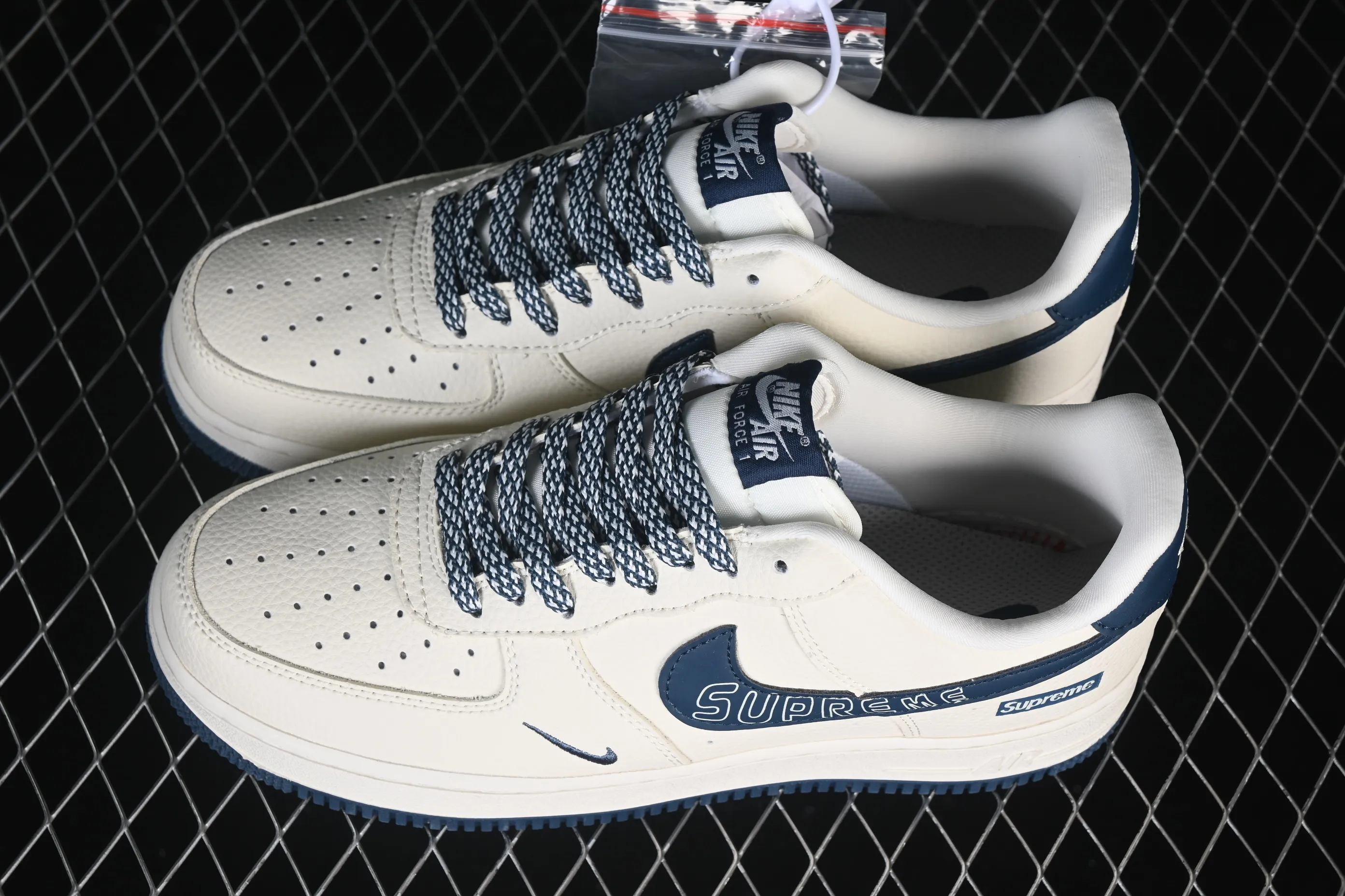 All categories Nk Air Force 1 Air Force series Nk Air Force 1 Low Air Force low top Nike Air Force 1'07 Low Supreme joint letter haze blue Air Force 1 low top casual sneakers LD1999-003